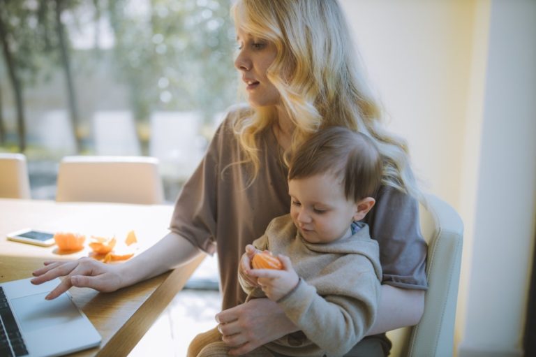 mother working